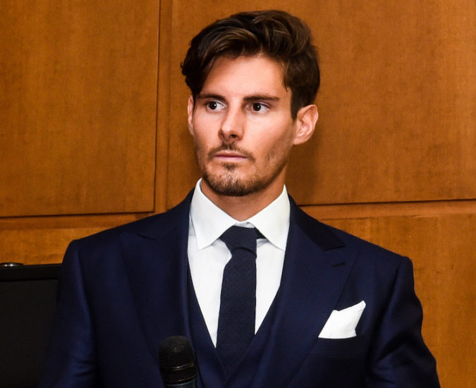 Come rimodellare il profilo mandibolare con i filler di acido ialuronico