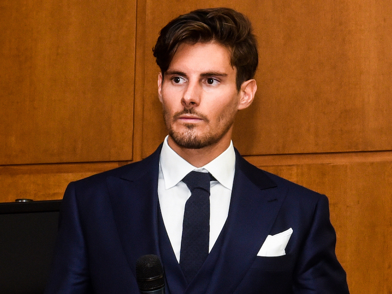 Come rimodellare il profilo mandibolare con i filler di acido ialuronico